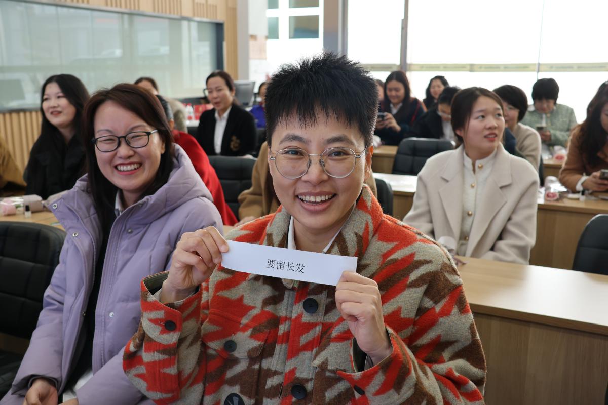 1741765728894619.jpg ce6fee44207bda0c09d8db764ff4385.jpg